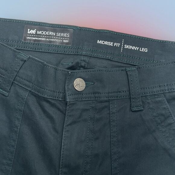 LEE Women’s 10 Green MIDRISE SKINNY FIT Pant - Picture 3 of 4